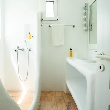 Ruby By Mykonos Rocks بيت ضيافة