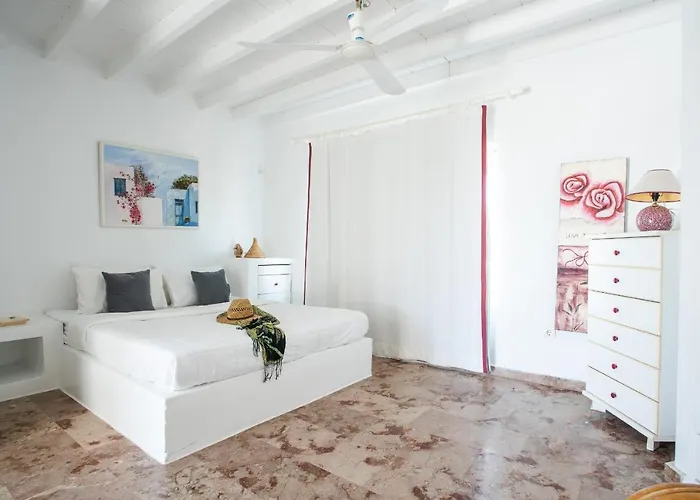 Ruby By Mykonos Rocks