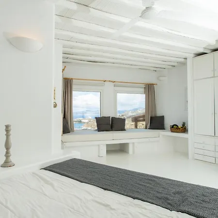 Πανσιόν Ruby By Mykonos Rocks